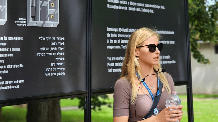 From Krakow: Auschwitz-Birkenau Guided Tour Guaranteed Time - The Krakow pickup and 1.5-hour drive