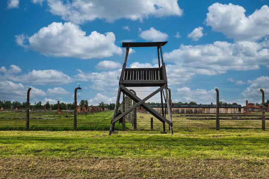 From Krakow: Auschwitz & Birkenau Guided Tour with Pick up - Time, pace, and the emotional weight