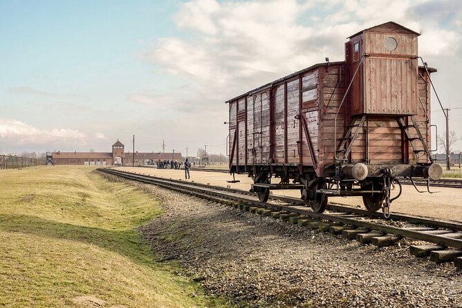 From Krakow: Auschwitz & Wieliczka Salt Mine Guided Tour - Pickup times and transfers need patience