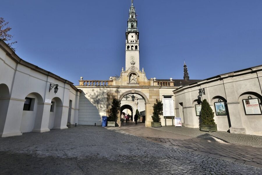 From Krakow: Czestochowa - The Black Madonna - Key points to know before booking