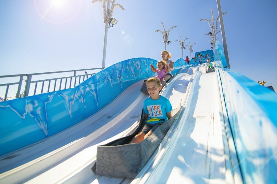 From Krakow: Energylandia Amusement Park Ticket & Transport - Who should book this Energylandia outing?