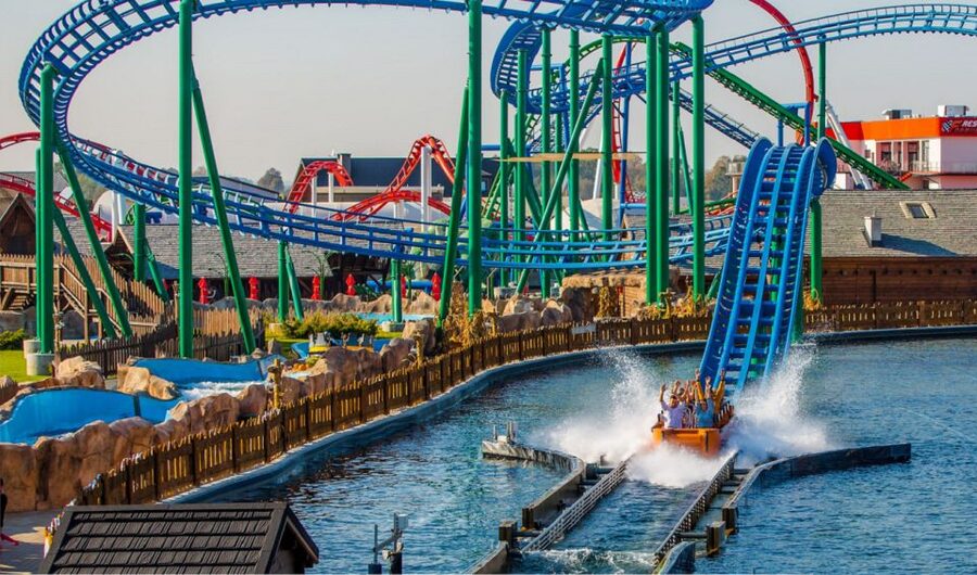 From Kraków: Energylandia Amusement Park Transfer and Entry - Your morning transfer from Kraków