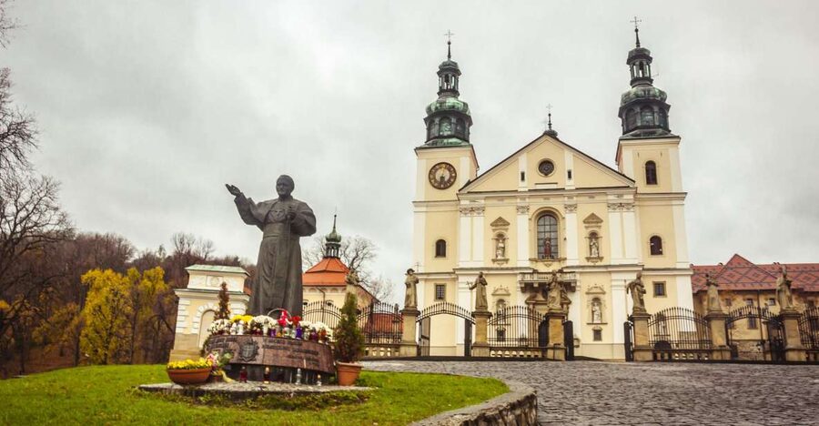 From Krakow: John Paul II Route Tour - Starting from Krakow in a small vehicle