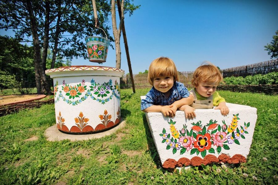 From Krakow: Malopolska, Bochnia, Zalipie & Tarnow Tour - Should you book the Bochnia and Zalipie day tour?