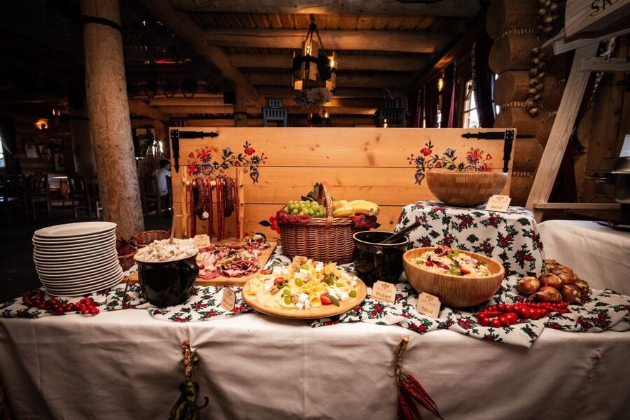 From Krakow: Polish Folk Show with All-You-Can-Eat Dinner - Key points before you book