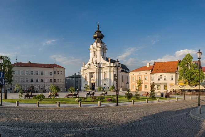 From Krakow: The Black Madonna of Czestochowa & John Paul II Family Home - Why this private day trip works