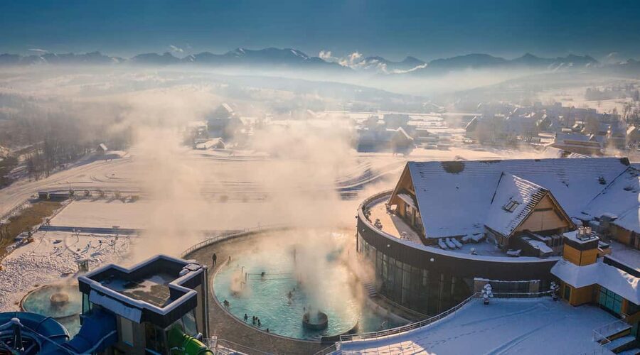 From Kraków: Thermal Baths Evening or Morning Experience - Jacuzzis, Loungers, and Mountain Views