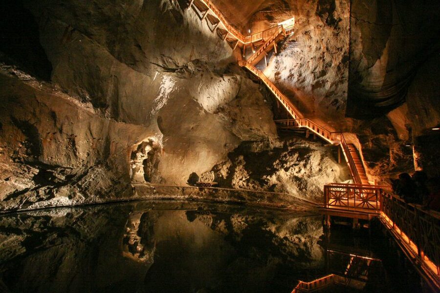 From Krakow: Wieliczka Salt Mine Guided Tour - Descending 380 steps into Wieliczka