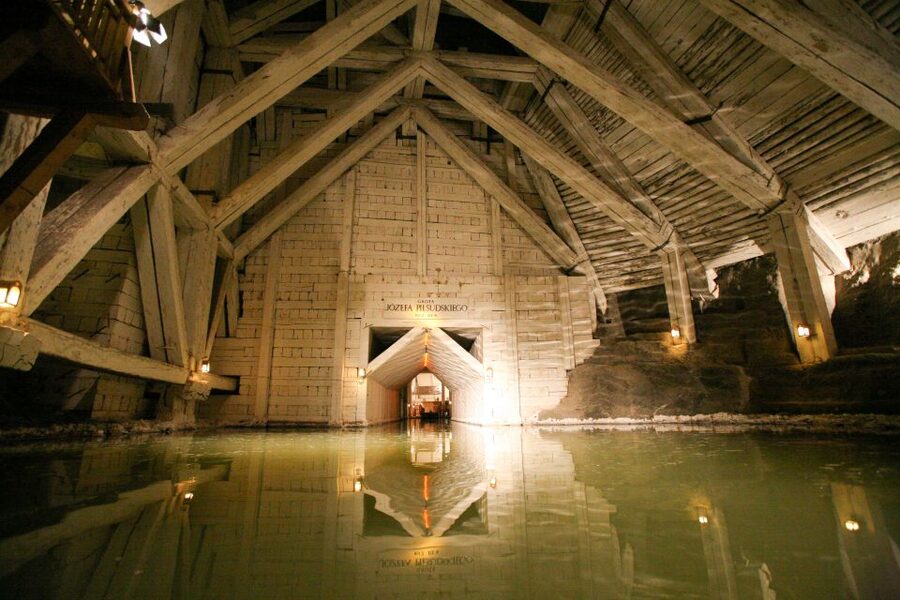 From Krakow: Wieliczka Salt Mine Guided Tour - Guides make the difference