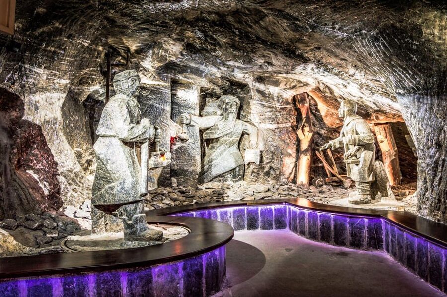 From Krakow: Wieliczka Salt Mine Guided Tour & Pickup Option - The first steps underground