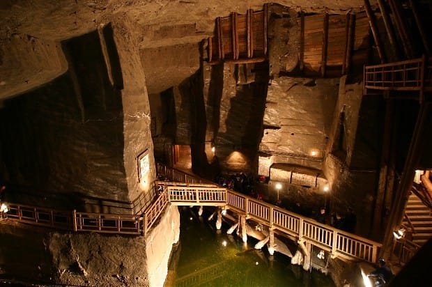 From Kraków: Wieliczka Salt Mine Guided Tour with Transport - The long descent into the mine