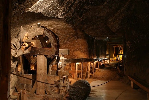 From Kraków: Wieliczka Salt Mine Guided Tour with Transport - Mining machines, tools, and the work behind the spectacle
