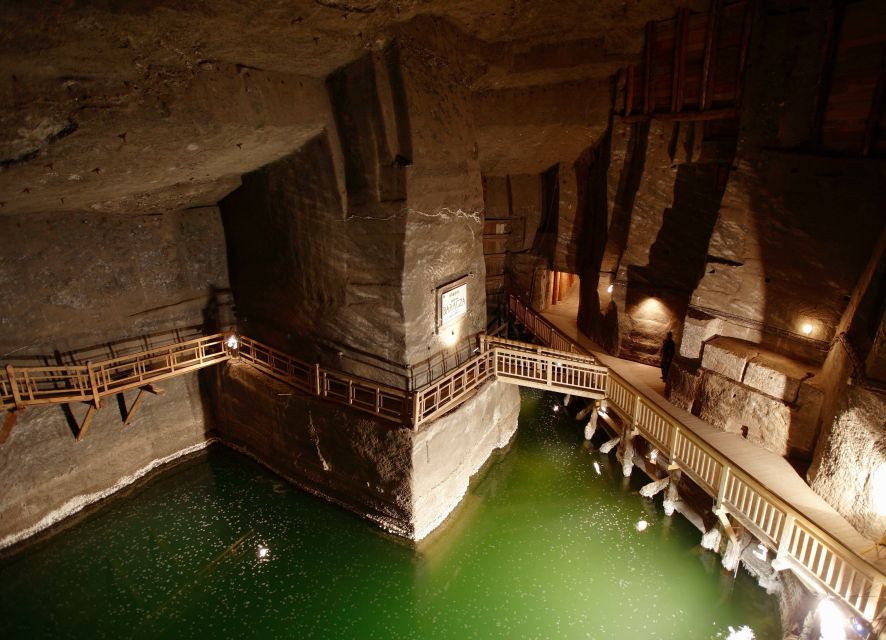 From Krakow: Wieliczka Salt Mine Tour - Getting from Krakow to the mine