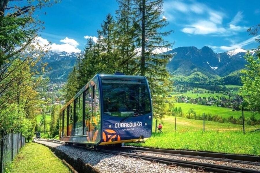 From Krakow: Zakopane & Tatra Mountains Tour with Cable Car - Two hours around Zakopane and Krupówki Street