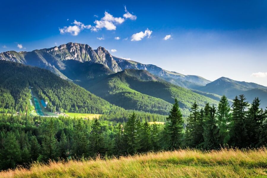 From Krakow: Zakopane Tour with Gubalowka Funicular & Museum - Why Zakopane Makes a Good Day Trip From Krakow