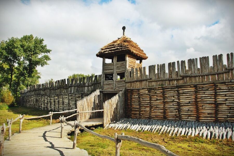From Poznan: Gniezno, Biskupin, Wenecja Full-Day Trip - Gniezno Cathedral and Poland’s first capital