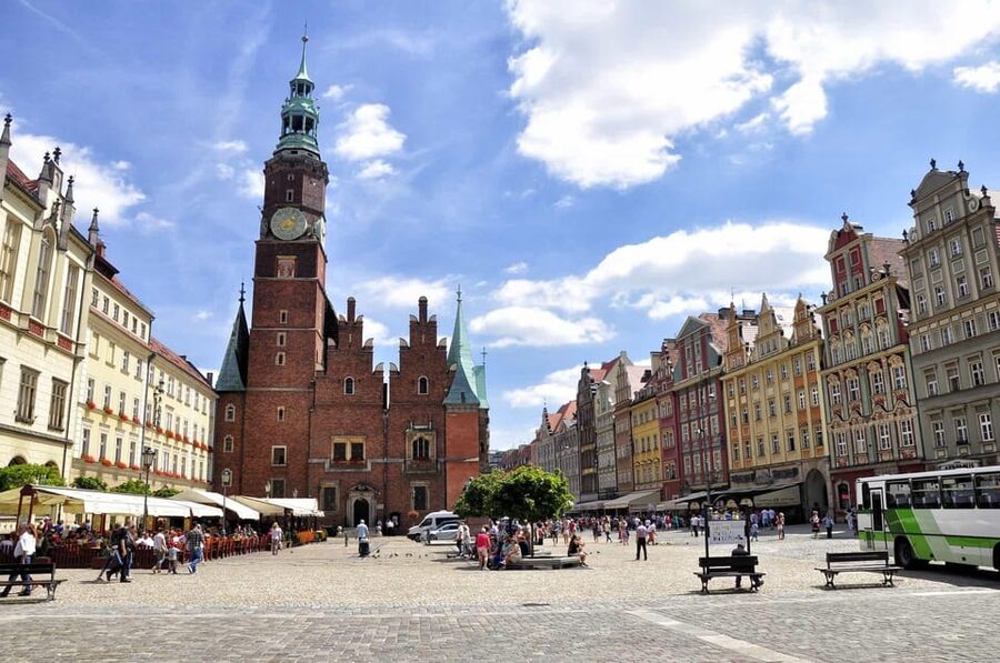 From Prague: Day trip to Wroclaw - Is $695 good value for your group?