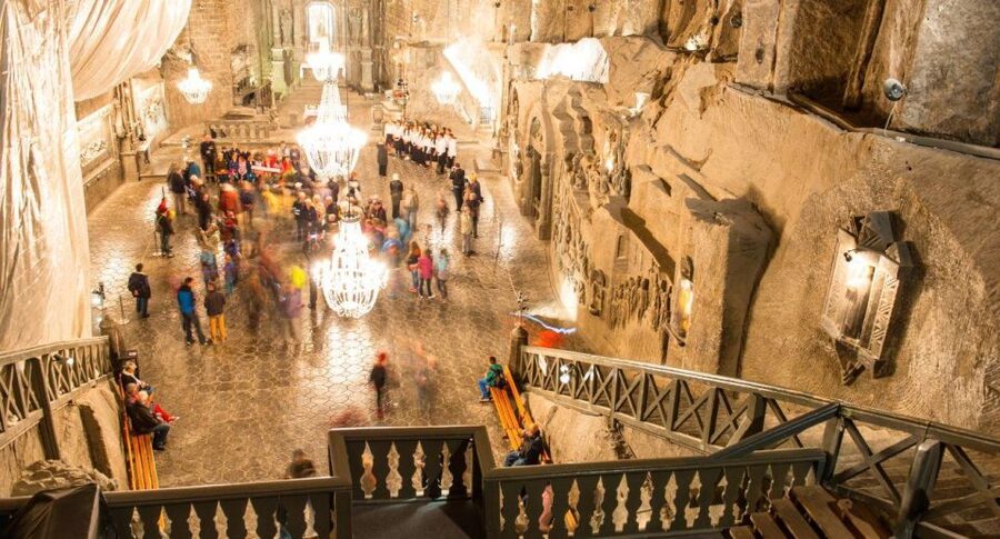 From Warsaw: Guided Tour to Wieliczka Salt Mine and Krakow - Is $220 a fair price?
