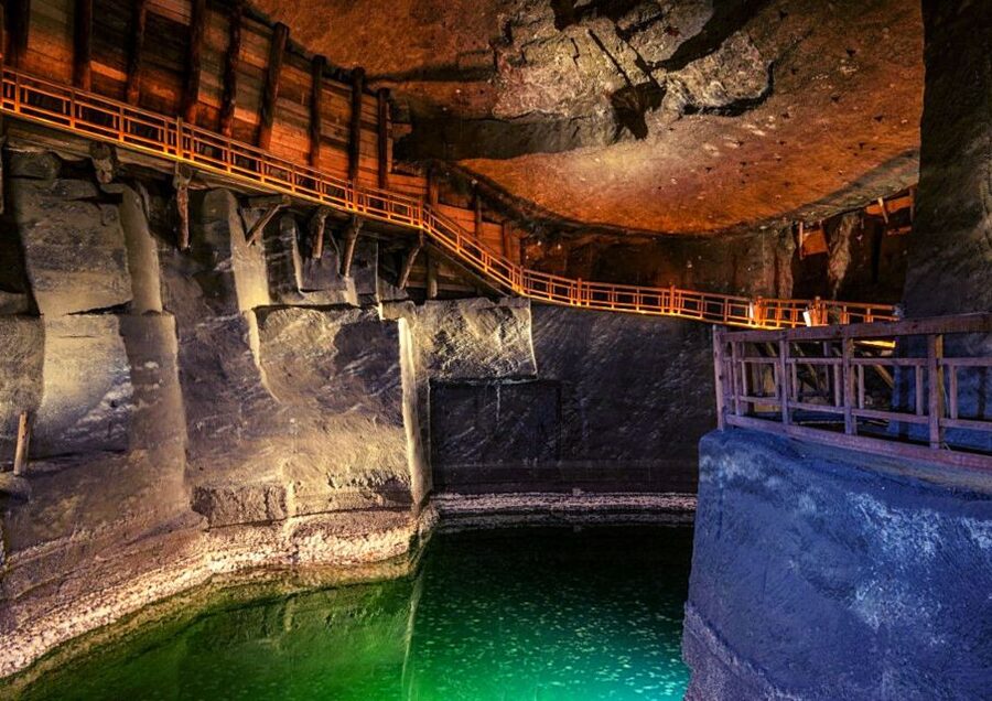 From Warsaw: Krakow & Wieliczka Small Group Tour with Lunch - Down into the Wieliczka Salt Mine