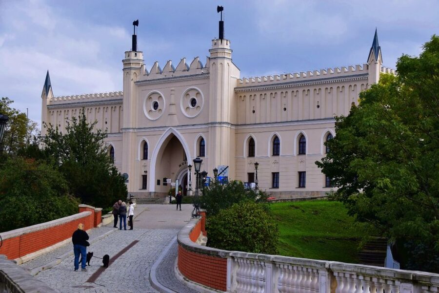 From Warsaw: Lublin and Majdanek State Museum Day Tour - Lunch and Free Time in Lublin