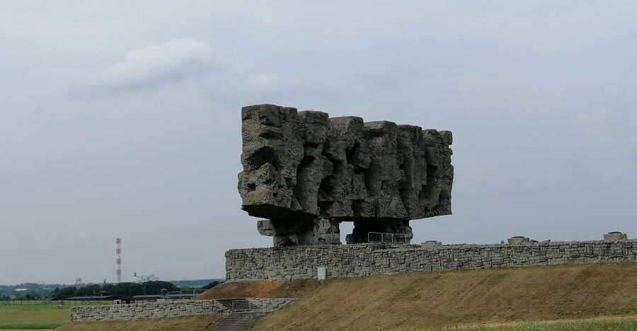 From Warsaw: Lublin and Majdanek State Museum Day Tour - The Early Ride From Warsaw