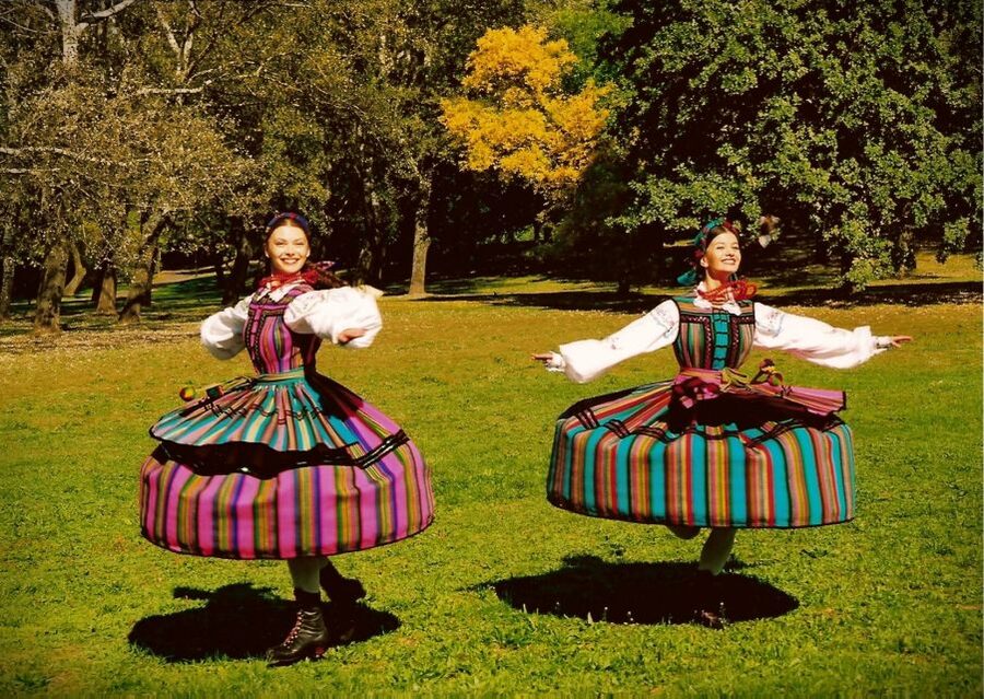 From Warsaw: Mazovian gardens & palaces full day tour - A garden pause at Arkadia
