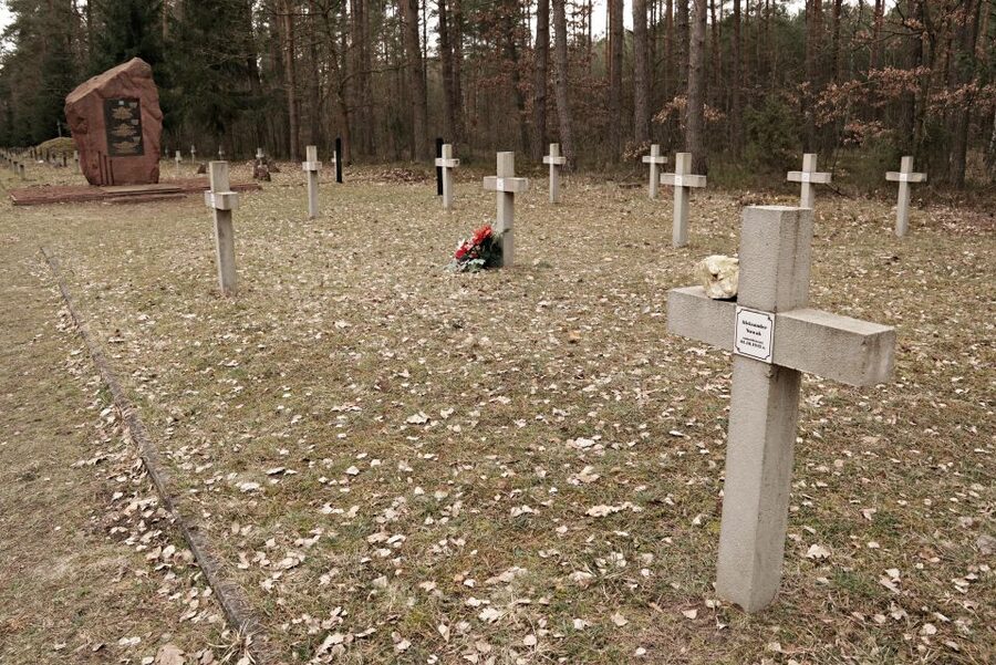 From Warsaw: Treblinka Camp 6-Hour Private Tour - Tips for making the day worthwhile