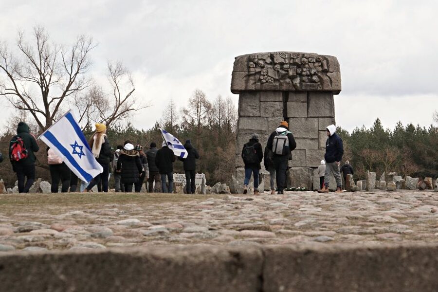 From Warsaw: Treblinka Camp 6-Hour Private Tour - Why Treblinka belongs on a Warsaw history itinerary