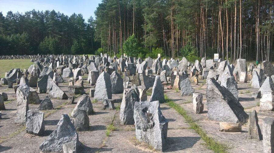From Warsaw: Treblinka Extermination Camp Private Tour - Is $333 per person a fair price?