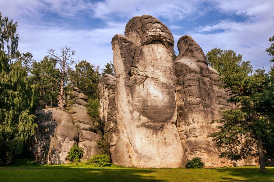 From Wroclaw: Hiking Trail in Rock City Adrspach - Who will enjoy this day trip most?