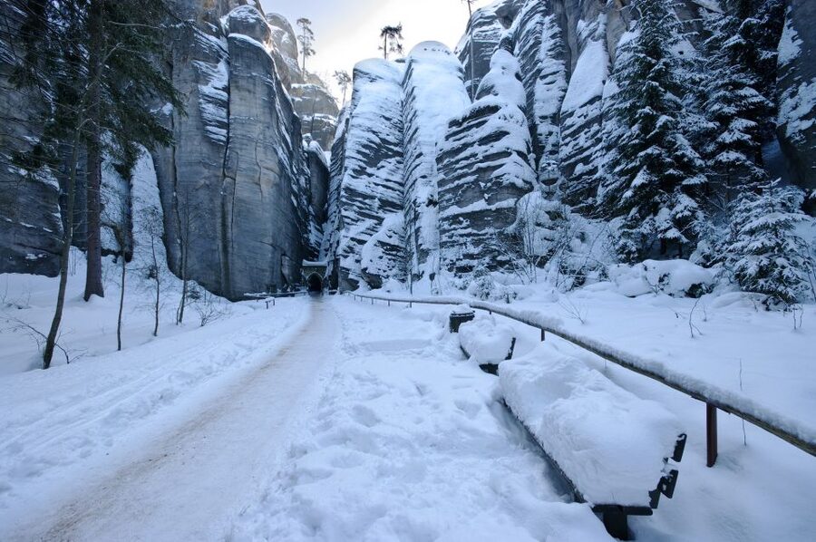 From Wroclaw: Hiking Trail in Rock City Adrspach - Finishing through the Mouse Hole