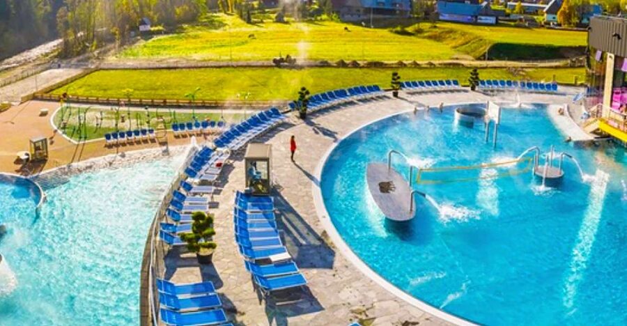 From Zakopane: Chocholow Thermal Baths with Hotel Transfers - Getting inside Chochołowskie Thermal Baths