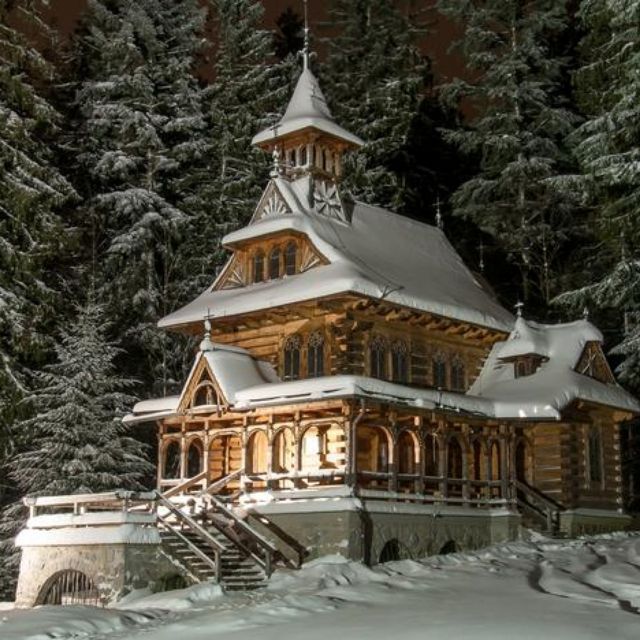 From Zakopane: Tatra Mountains with Hot Springs & Funicular - Oscypek and a drink in a Bacówka at Witow
