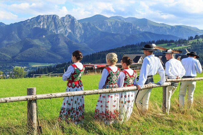 Full-Day Guided Tour to Zakopane and Polish Mountains with Pickup - Chochołów’s wooden houses and smoky oscypek