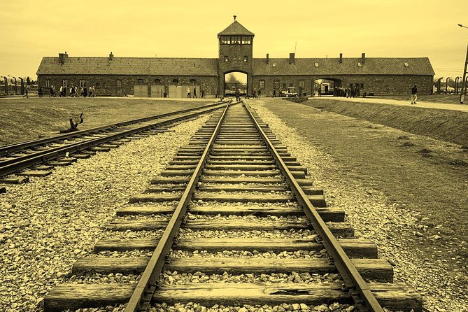 Full-Day Tour of Auschwitz and Wieliczka Salt Mine from Krakow - Auschwitz-Birkenau: a respectful but fixed visit