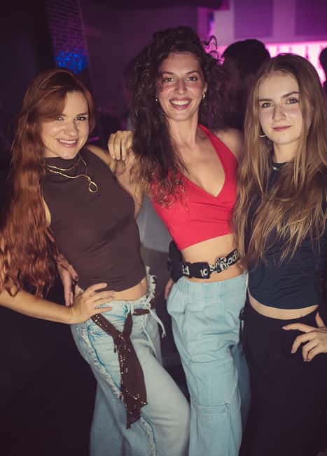 Fun explorers pub Crawl with 1 hour open bar and 3 VIP clubs - What this Krakow pub crawl is really designed to do