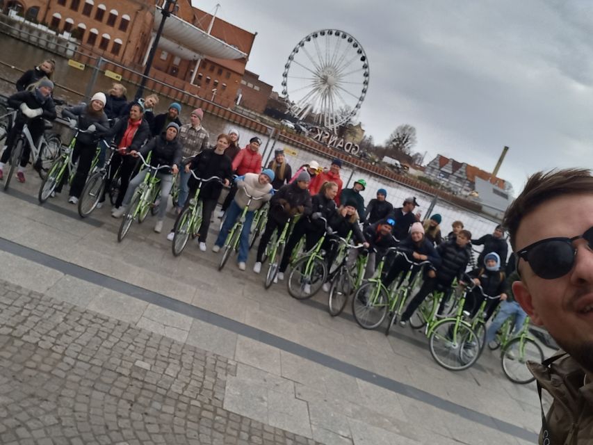 Gdansk: Basic Bike Tour - A local guide rather than a standard script