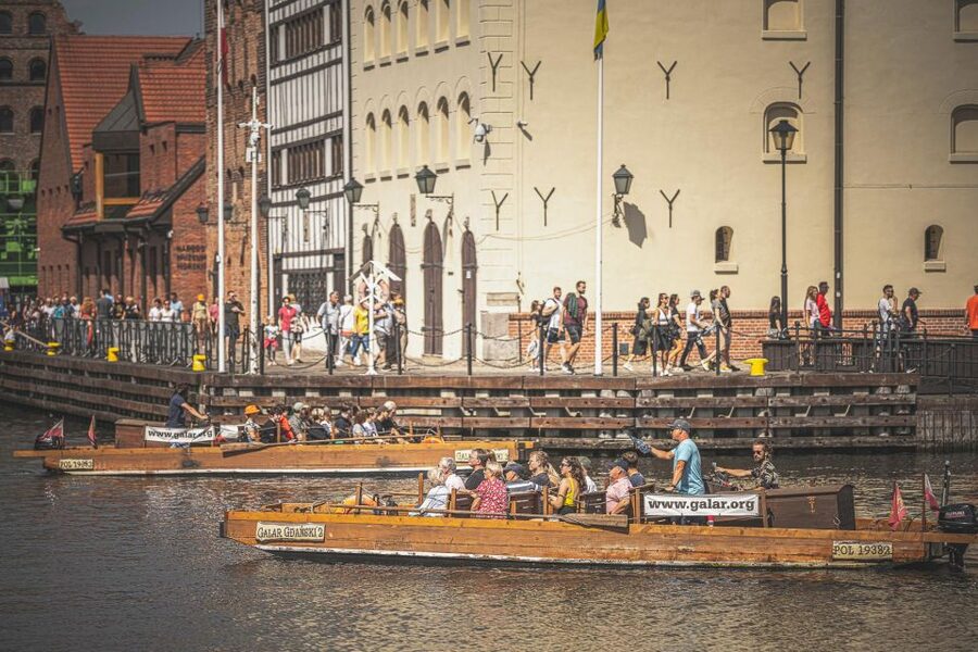 Gdansk: City Cruise on Historical Polish Boat - Ołowianka, Granary Island, and the changing waterfront