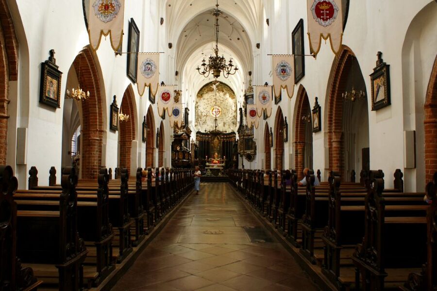 Gdansk: City Highlights Guided Private Bike Tour - What the 6-hour route adds: Sopot and Oliwa