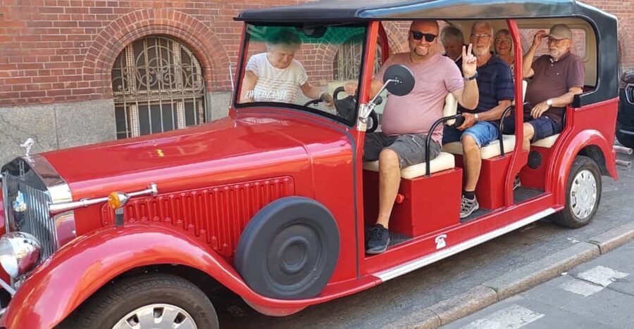 Gdańsk: City Tour by Electric Golf Cart - Granary Island, the Crane, and the Waterfront