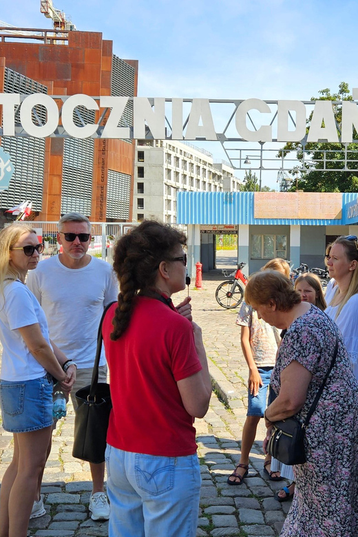 Gdansk: European Solidarity Centre Guided Tour - What the $83 price includes