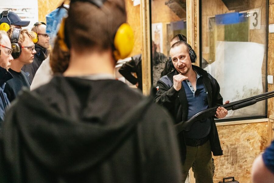 Gdańsk: Extreme Gun Shooting Experience with Transfers - Is $58 a fair price?
