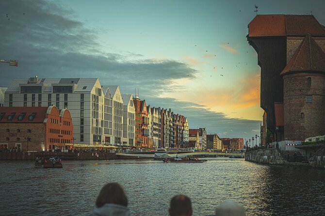 Gdansk Guided City Cruise on Historical Polish Boat - How the guide shapes the experience