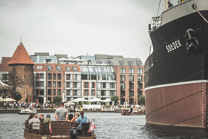 Gdansk Guided City Cruise on Historical Polish Boat - Along the Motława waterfront and under the city gates