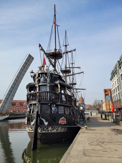 Gdansk: Guided Round-Trip Cruise to Westerplatte - How much value do you get for $33?