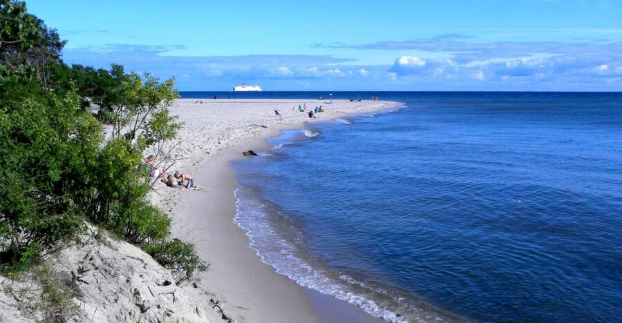 Gdansk Hel Peninsula Private Guided Tour with Cruise or Car - Car or catamaran: which option works better?