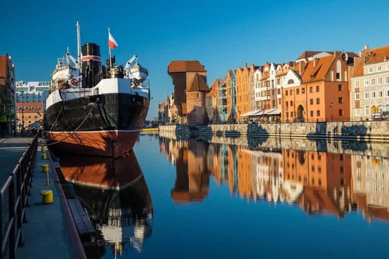 Gdansk : Highlights & Hidden gems Walking Tour - Westerplatte and Oliwa Park Residence
