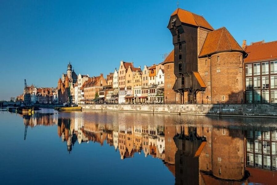 Gdansk : Highlights & Hidden gems Walking Tour - What the $120 price means