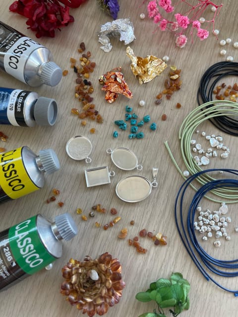 Gdansk: Jewelry Making Workshop with Amber - Key points at a glance