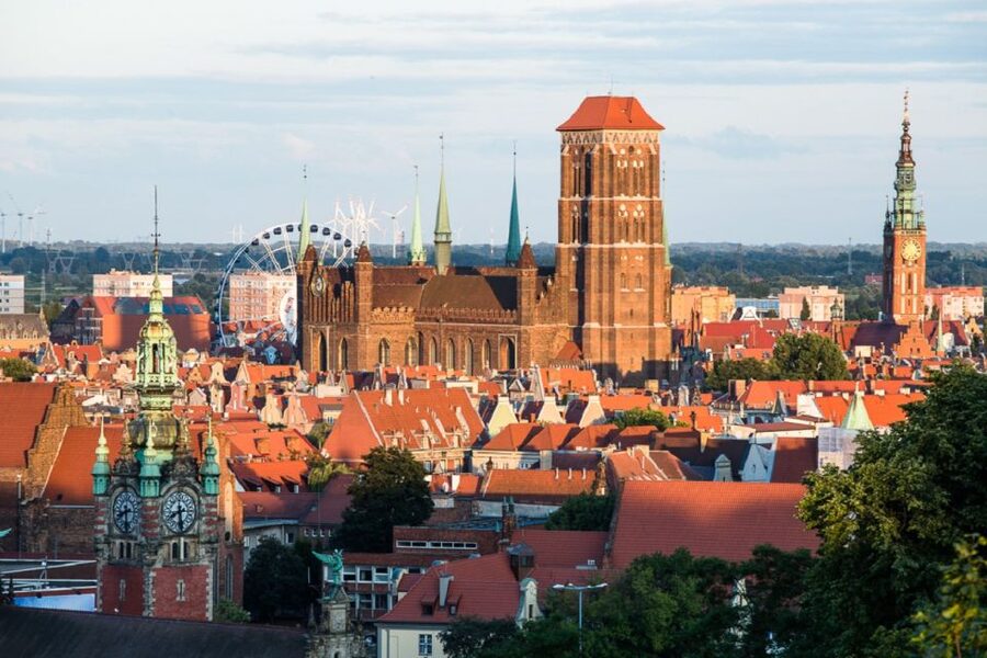 Gdansk: Jewish Heritage Guided Private Walking Tour - The Kindertransports monument